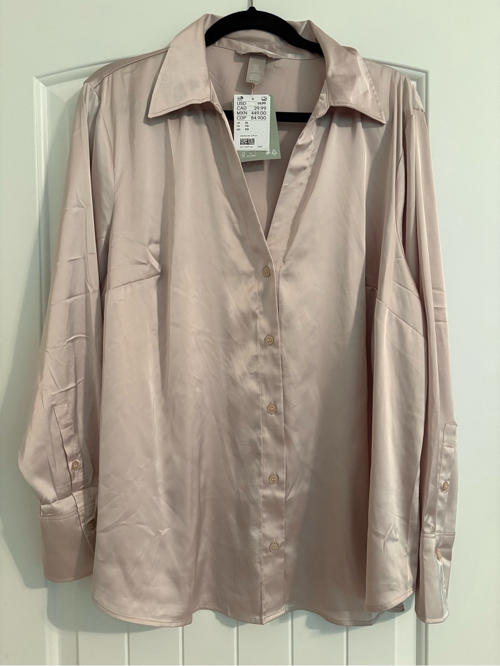 H&M Satin Button-Down Blouse in Light Blush